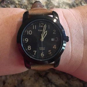 TIMEX Joanna Gaines-style leather watch